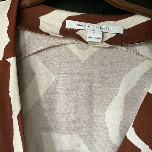 Diane  Von Furstenberg Wrap Dress - Picture 2 of 4